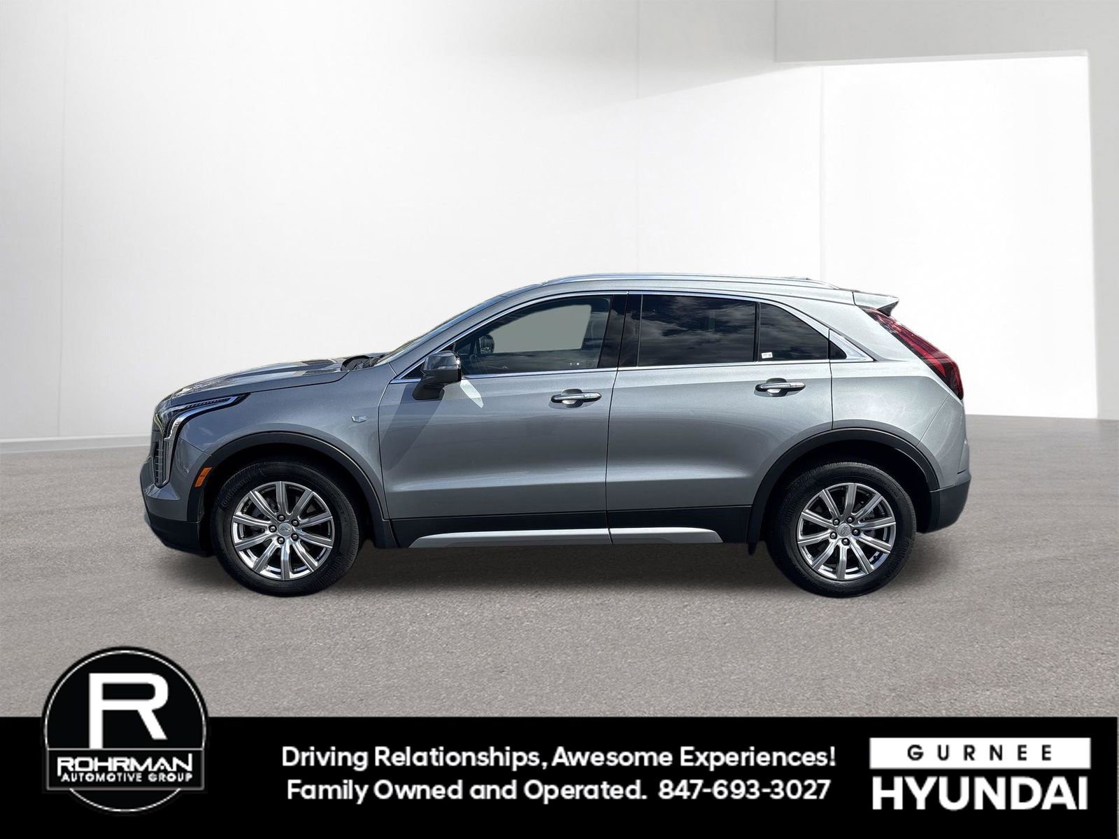 Used 2023 Cadillac XT4 Premium Luxury w/ Cold Weather Package image 6