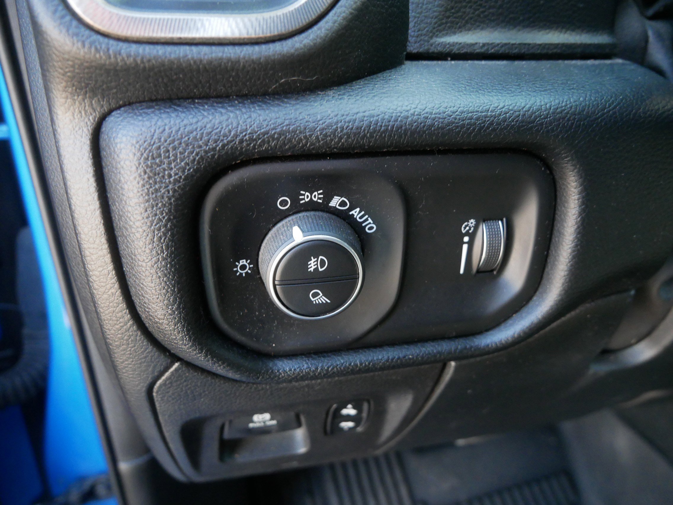 Used 2021 RAM 1500 Rebel w/ Level 2 Equipment Group AWD/4WD image 24
