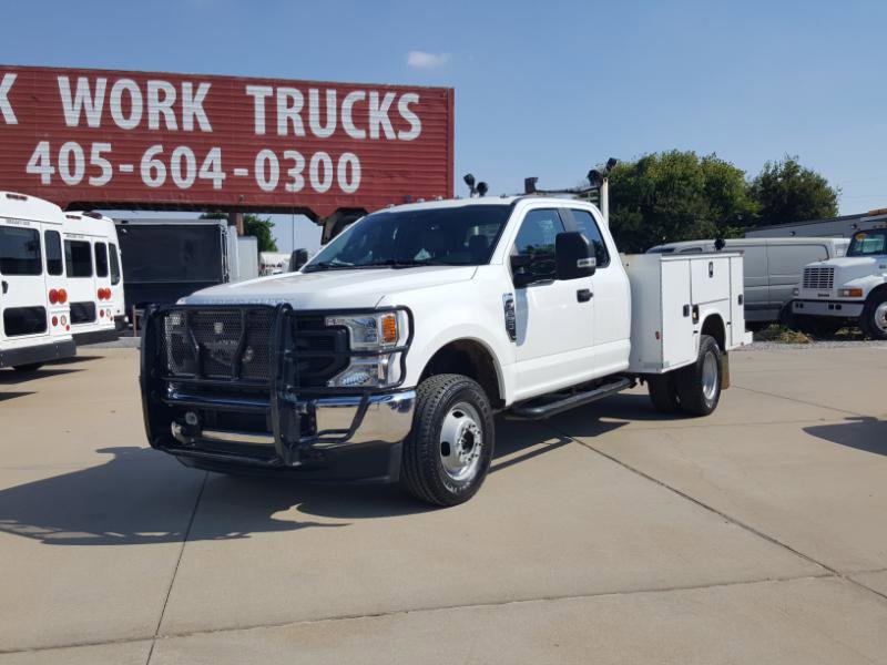 Used 2022 Ford F350 XL w/ Power Equipment Group image 3