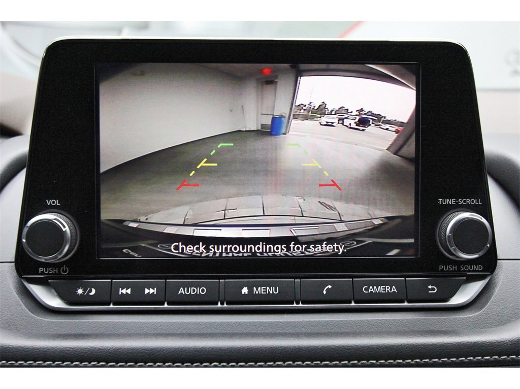 Used 2023 Nissan Rogue SV image 21