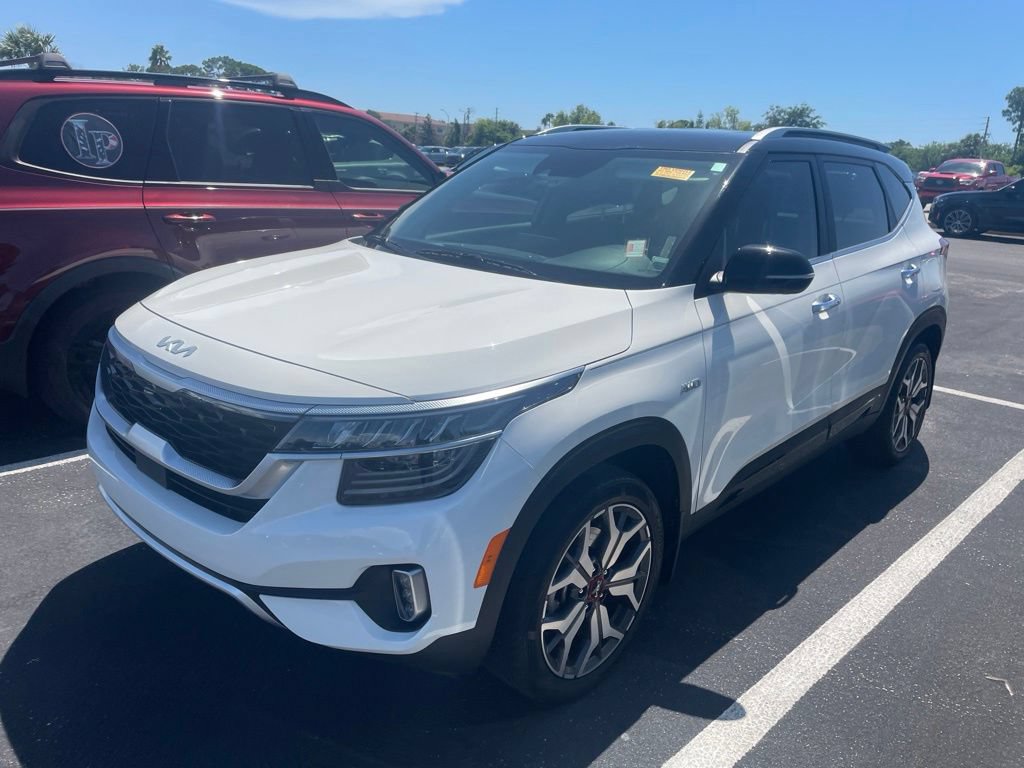 Certified 2022 Kia Seltos SX