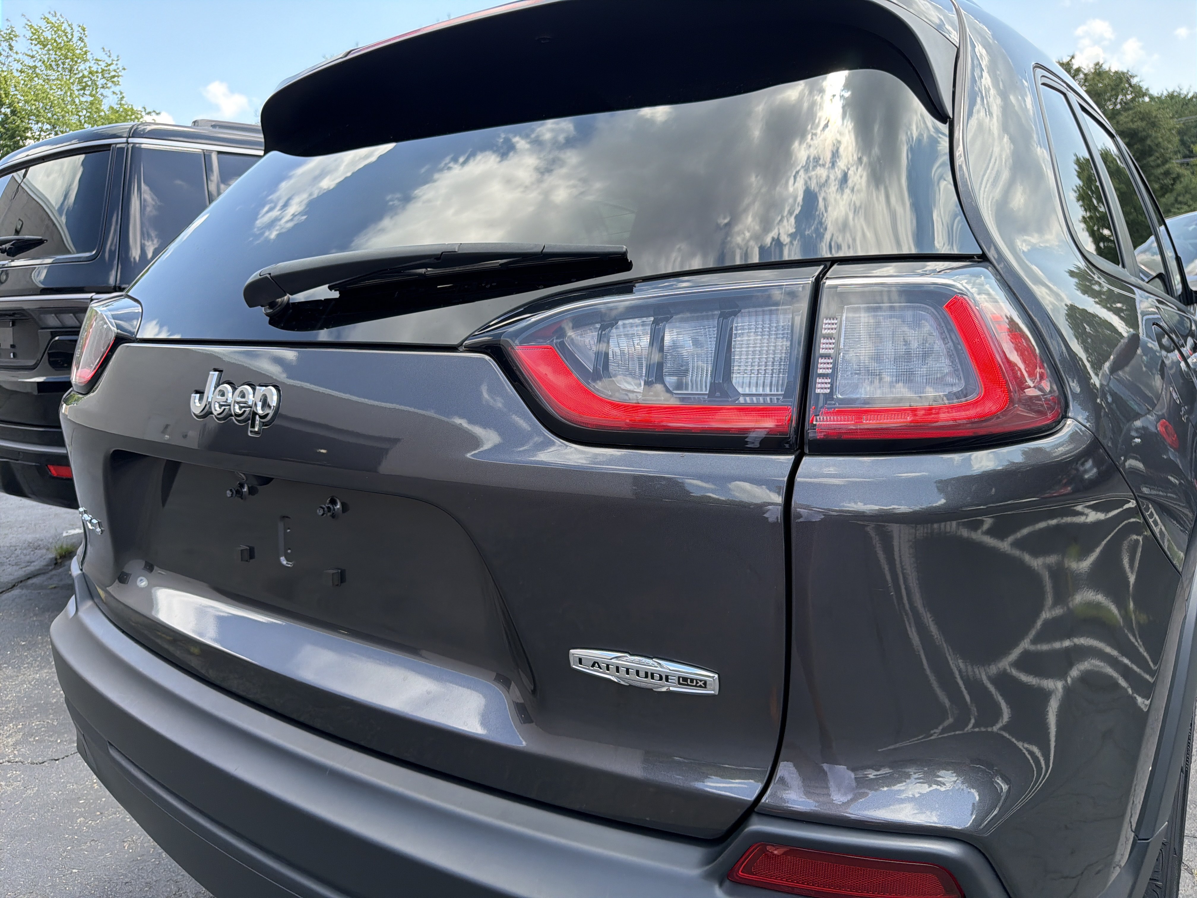 Certified 2022 Jeep Cherokee Latitude Lux AWD/4WD image 7