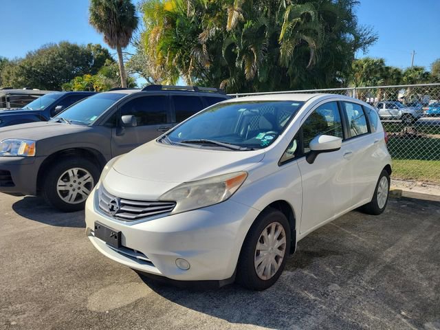 Used 2015 Nissan Versa Note SV image 2