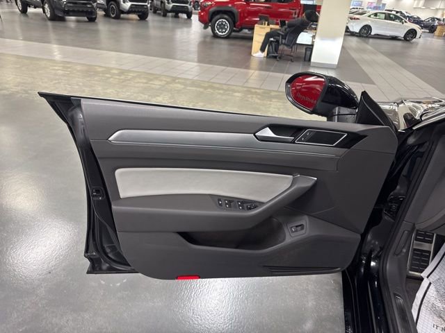 Used 2020 Volkswagen Arteon SEL image 18