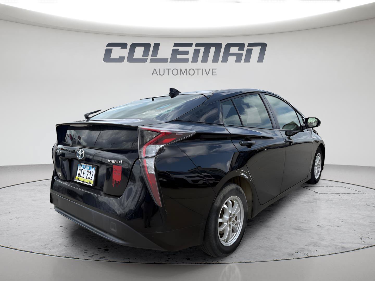 Used 2016 Toyota Prius Two FWD image 4