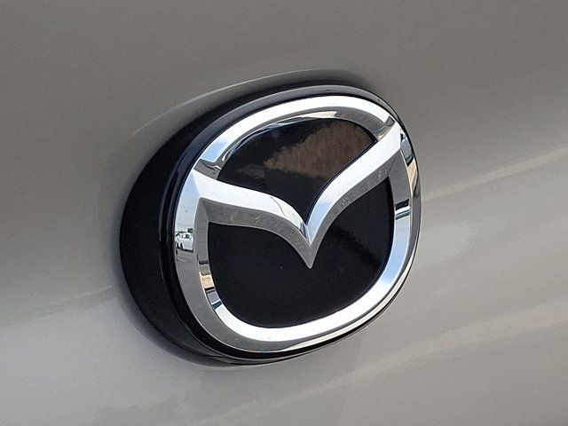 Used 2025 MAZDA MAZDA3 s FWD image 29