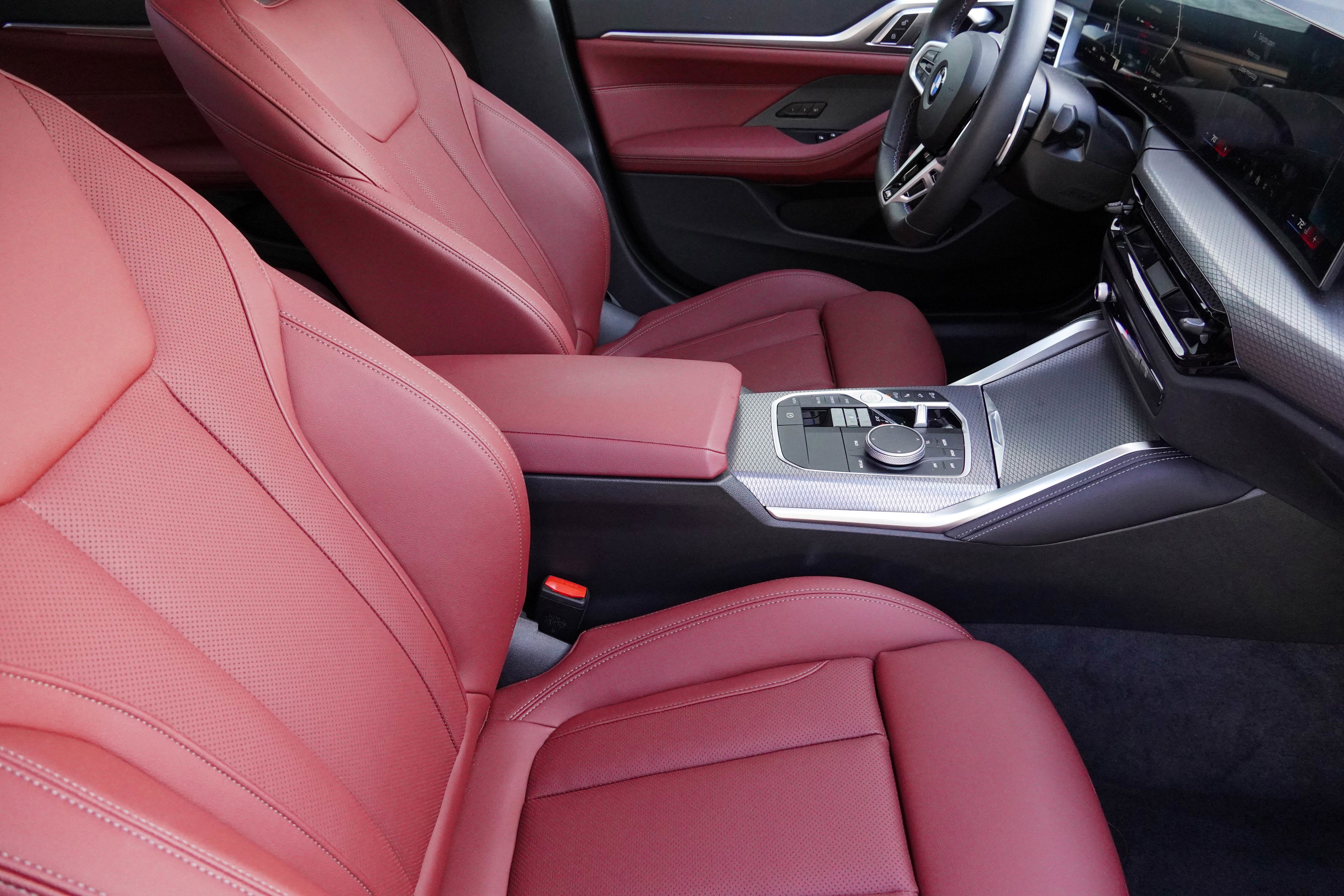 Certified 2026 BMW M440i image 12