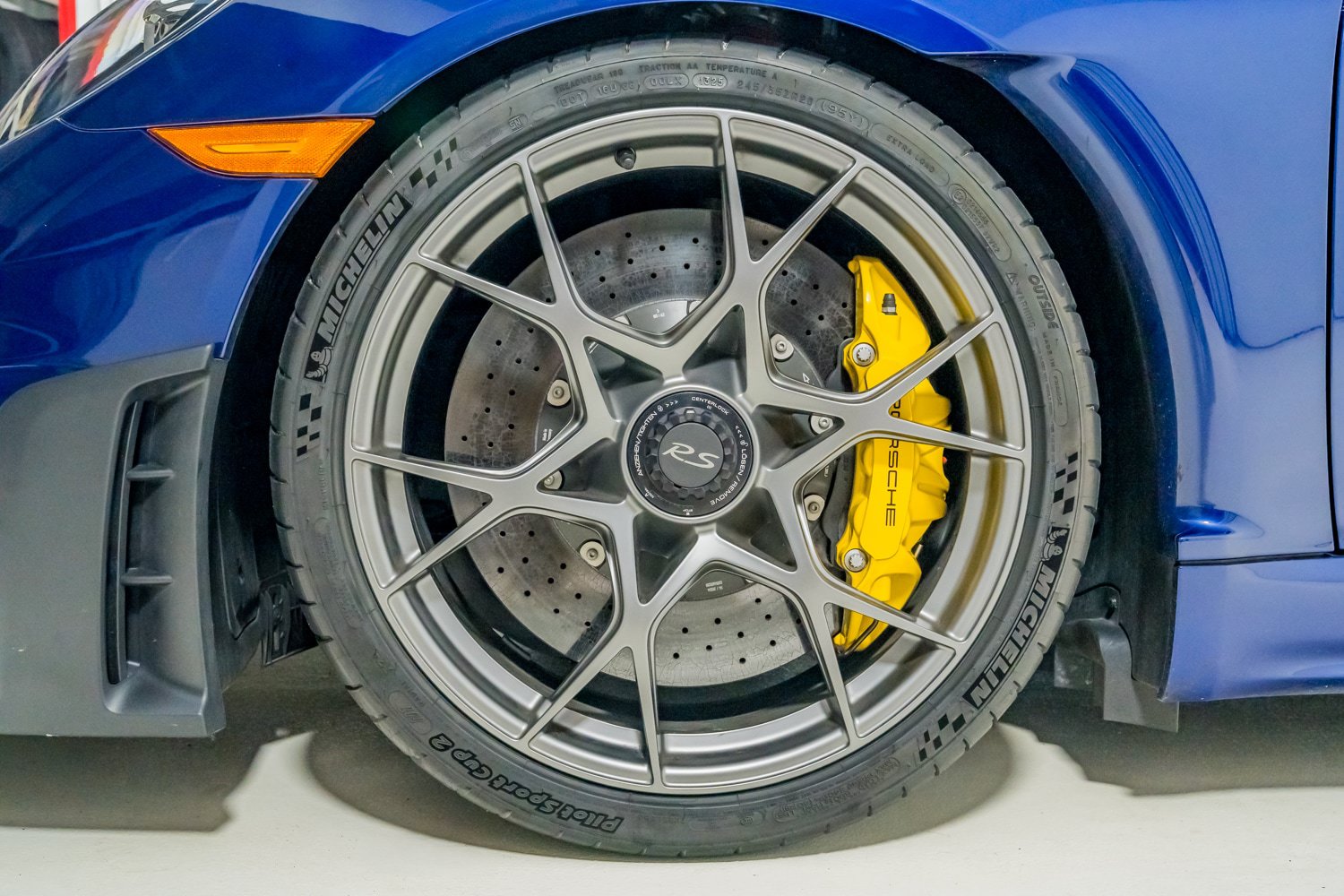 Used 2024 Porsche 718 Cayman GT4 RS RWD image 12