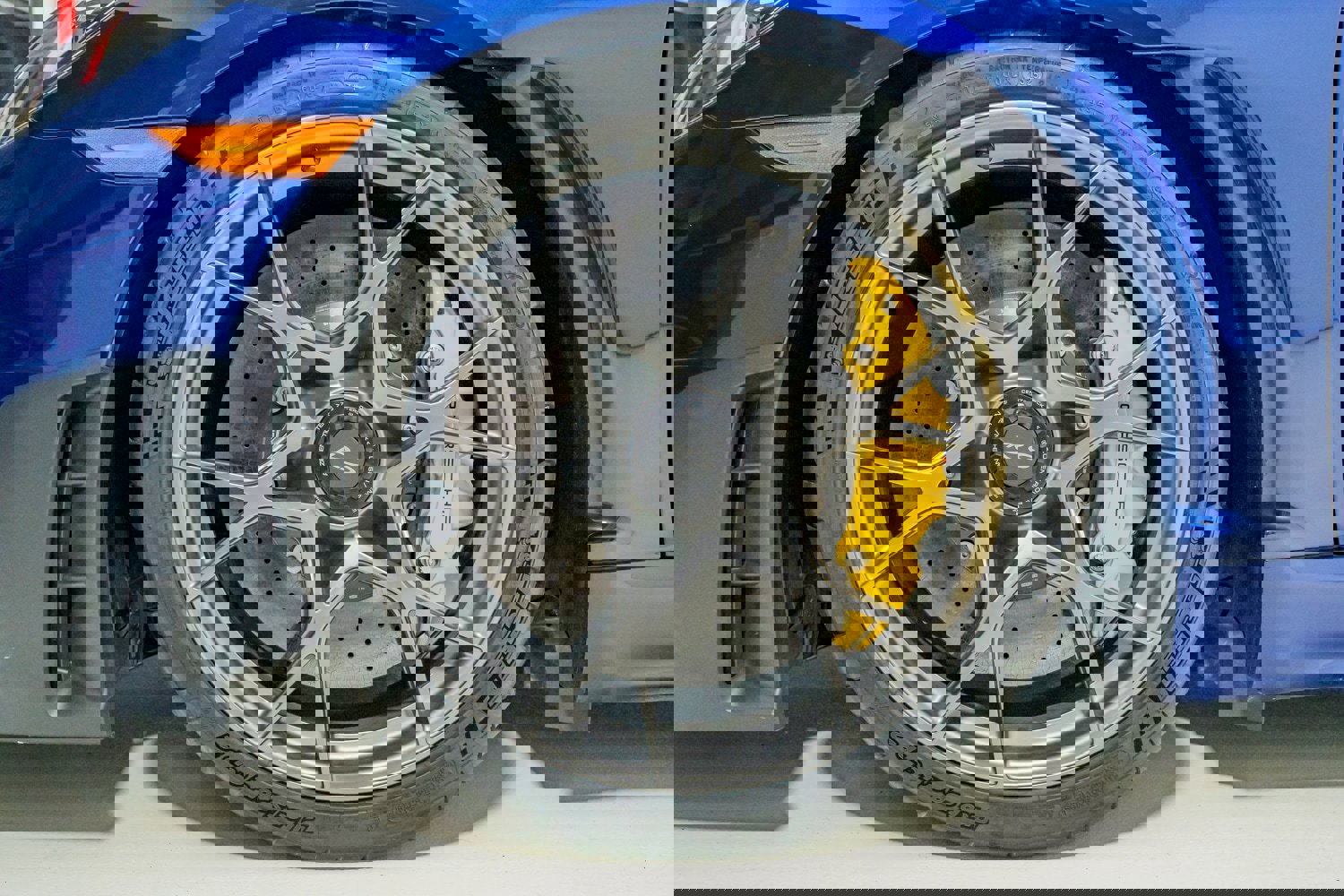 Used 2024 Porsche 718 Cayman GT4 RS RWD image 12