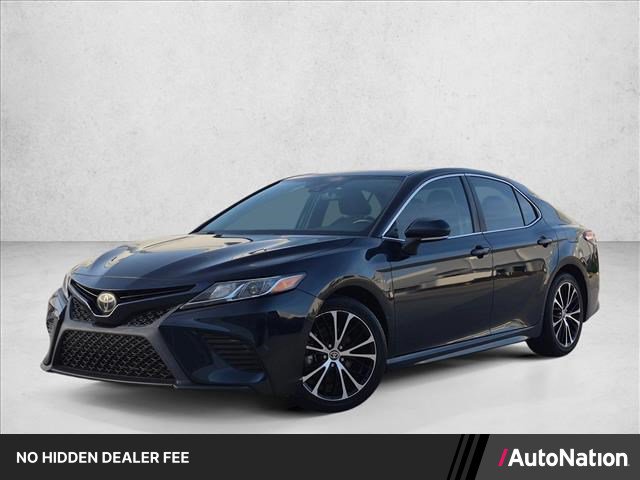 Certified 2020 Toyota Camry SE w/ Convenience Package FWD image 1