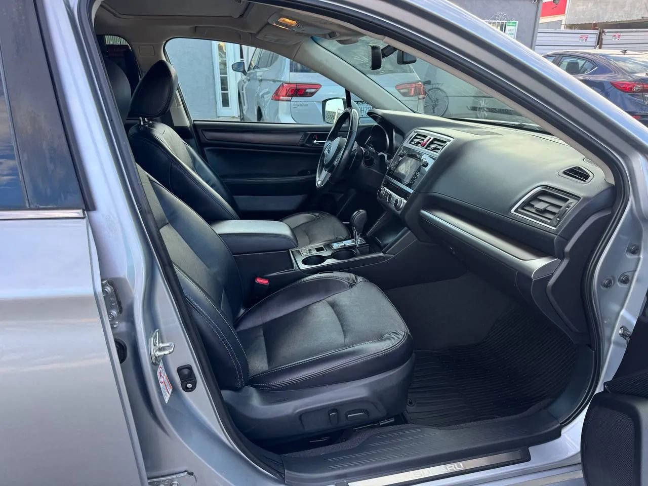 Used 2017 Subaru Legacy 3.6R Limited AWD/4WD image 22