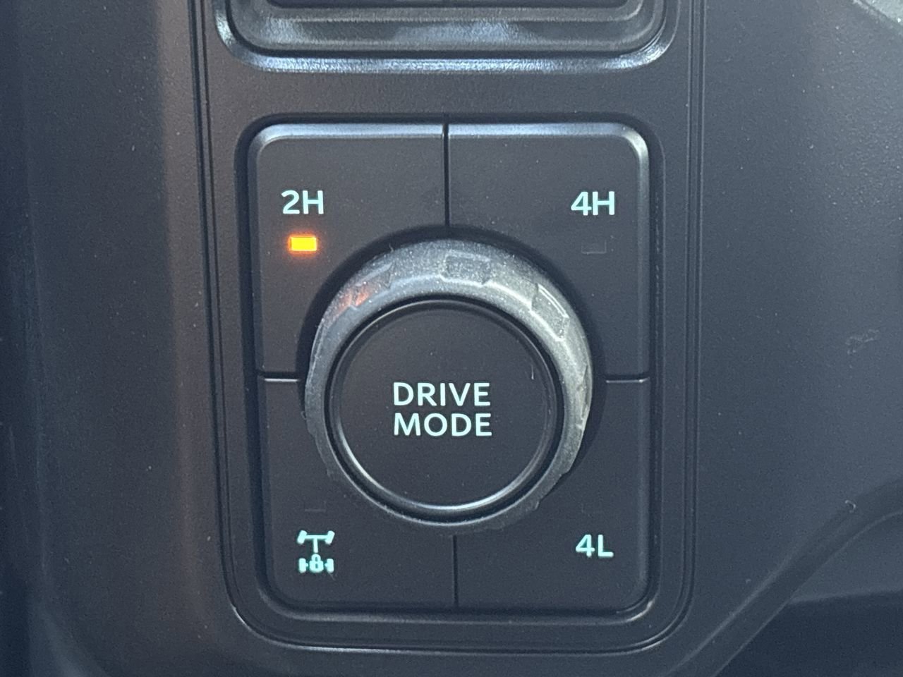 Used 2026 Ford F250 Lariat w/ Black Appearance Package image 24