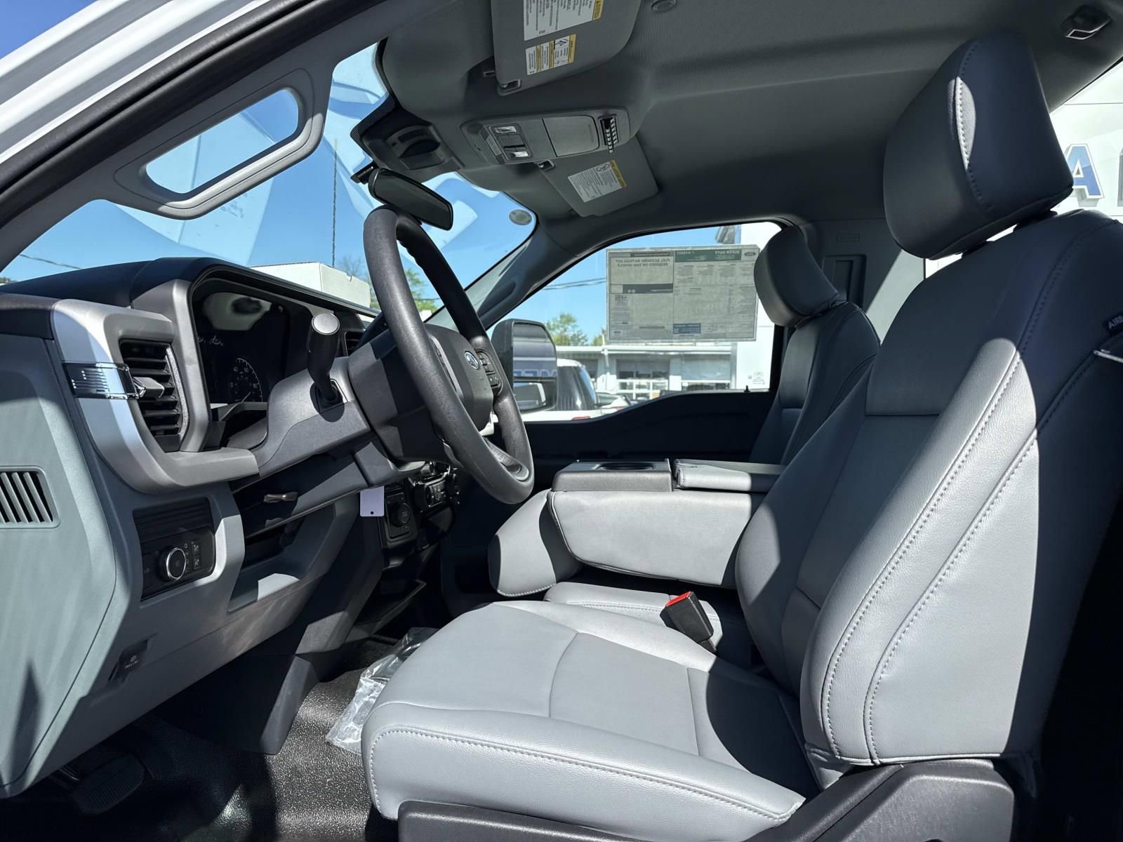 New 2026 Ford F550 4x4 Regular Cab Super Duty image 10