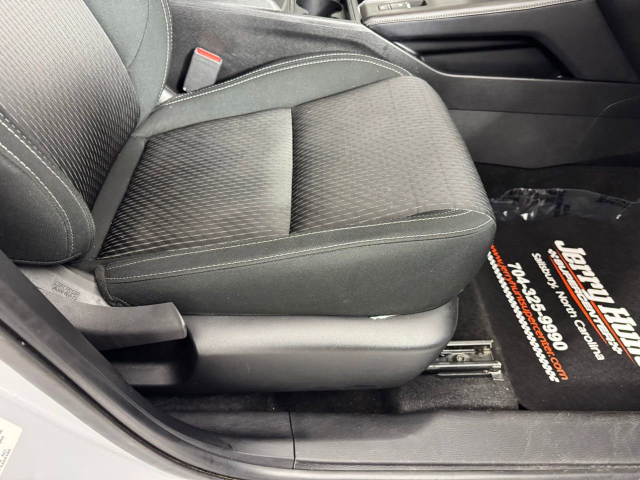 Used 2022 Mitsubishi Outlander ES image 33