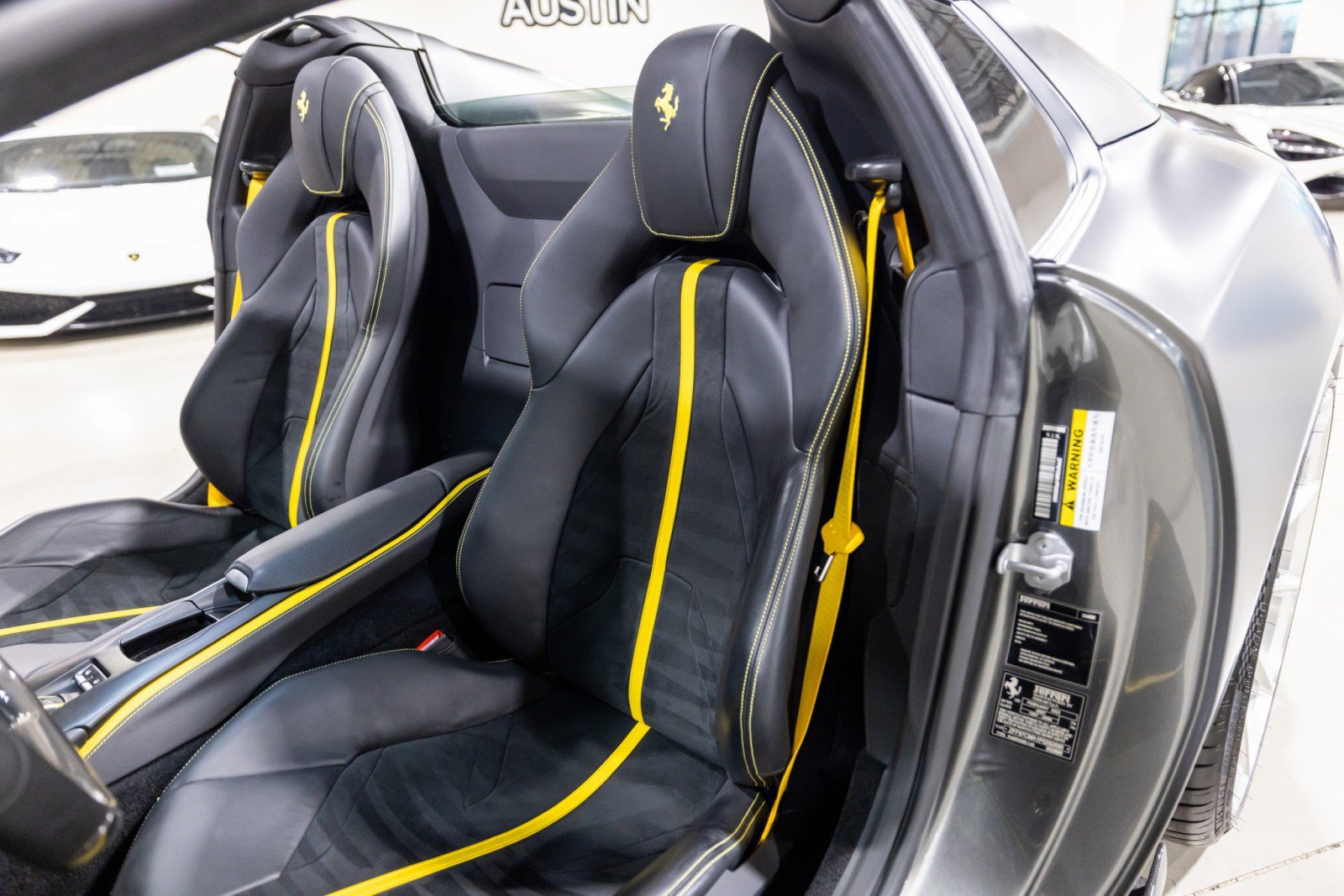 Used 2023 Ferrari 812 GTS image 48