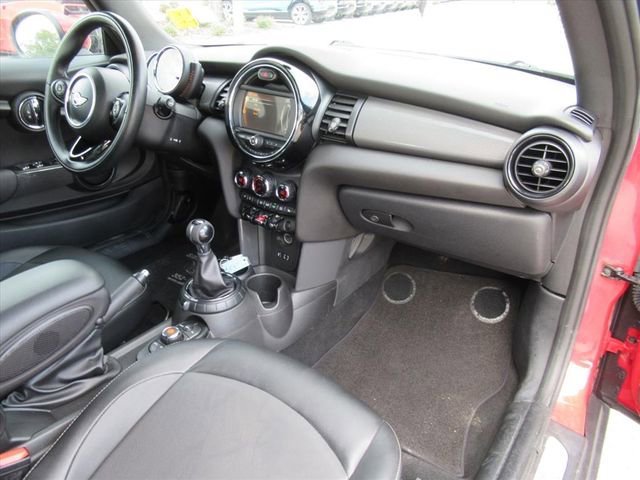 Used 2016 MINI Cooper Convertible image 12