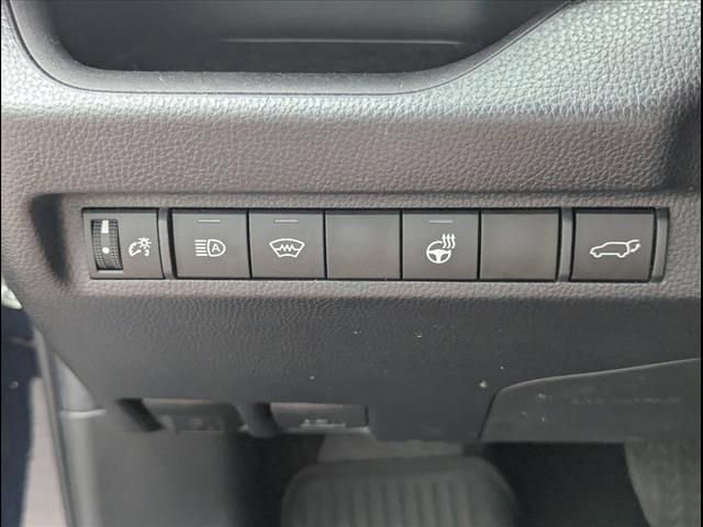 Used 2023 Toyota RAV4 XLE Premium image 47