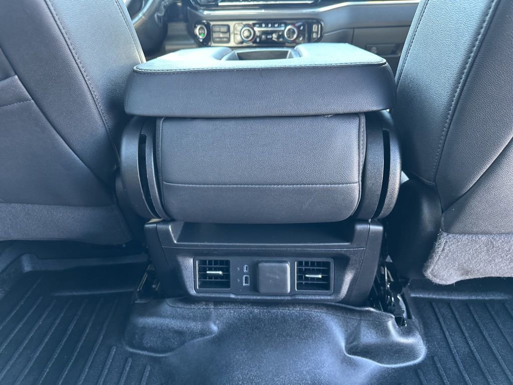 Used 2024 Chevrolet Silverado 2500 LTZ image 23