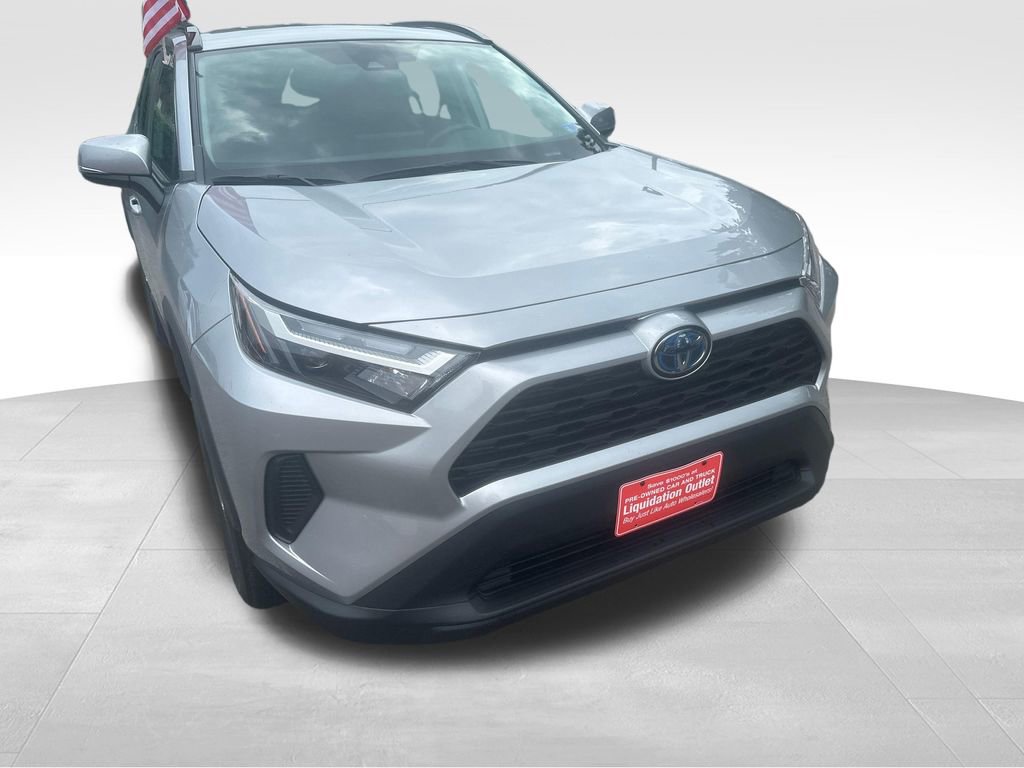 Used 2024 Toyota RAV4 XLE AWD/4WD image 35