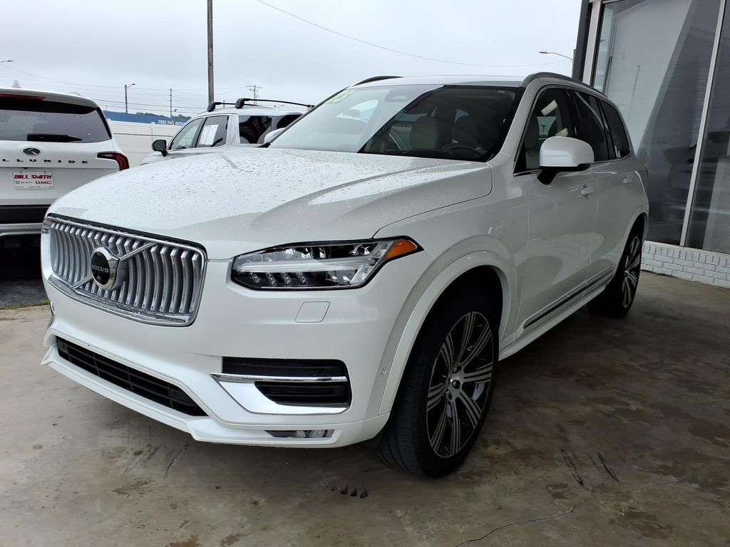 Used 2023 Volvo XC90 B6 Ultimate AWD/4WD image 3