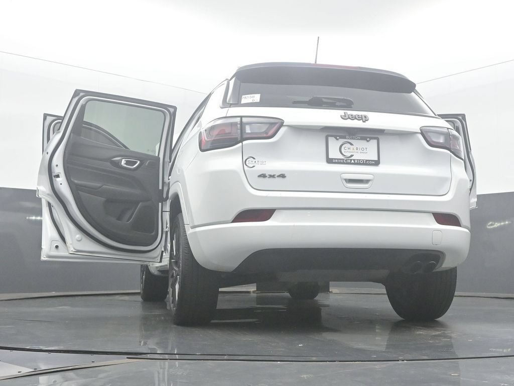 Used 2022 Jeep Compass High Altitude AWD/4WD image 60