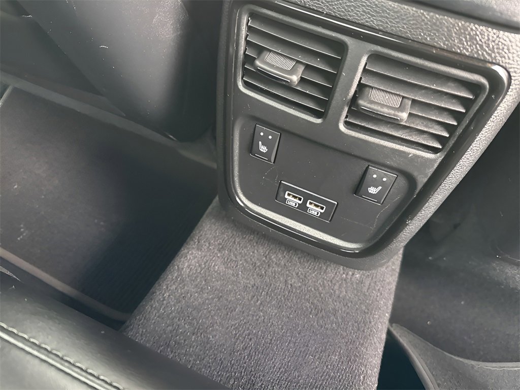 Used 2022 Dodge Charger R/T w/ Plus Group image 16