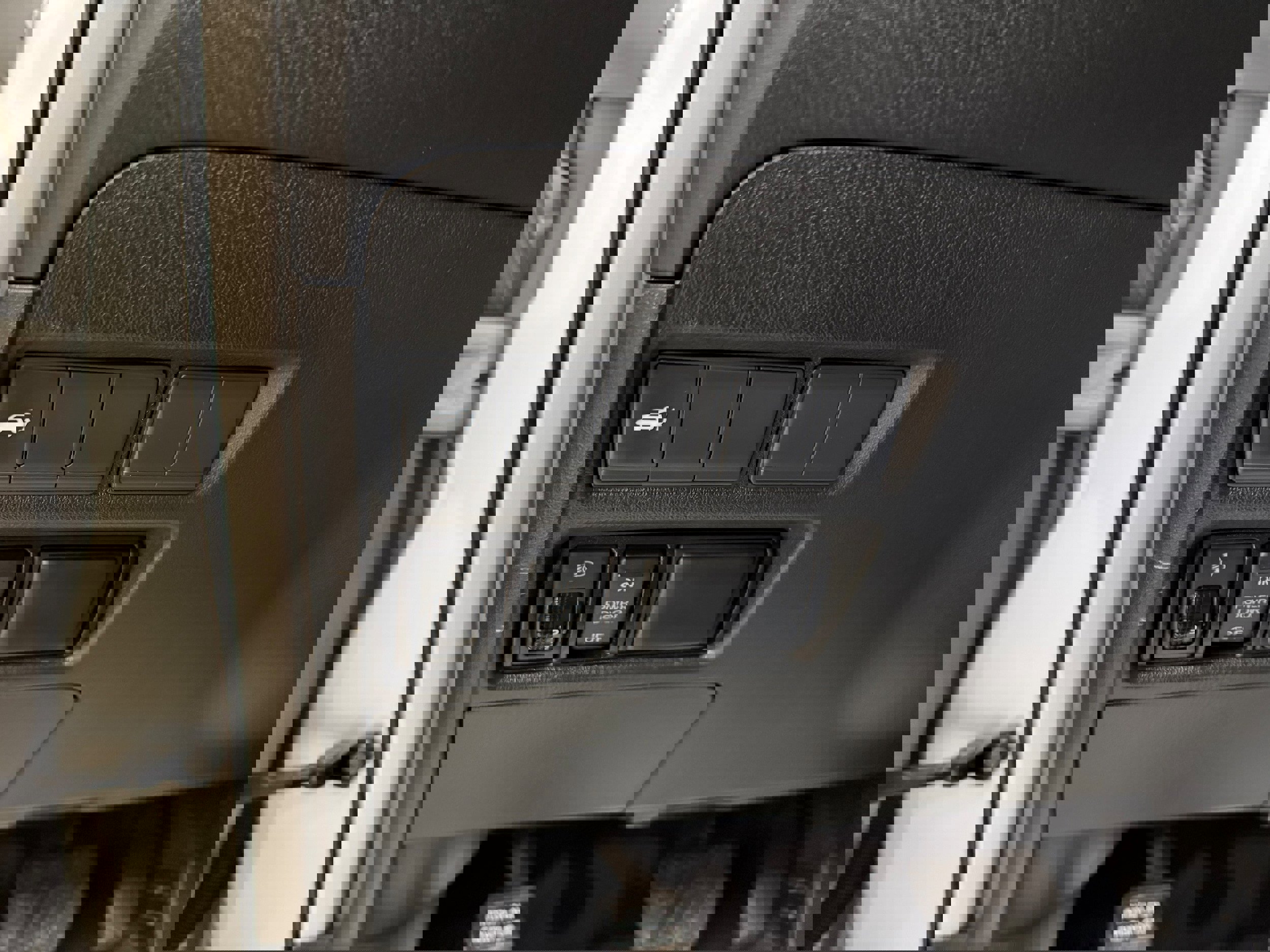 Used 2018 Nissan Armada SV w/ Driver Package image 61