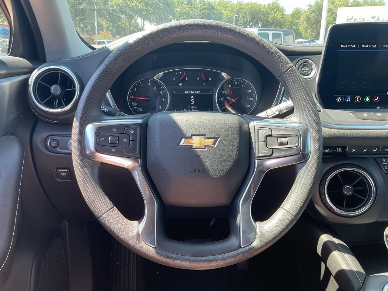 Used 2025 Chevrolet Blazer LT FWD image 22