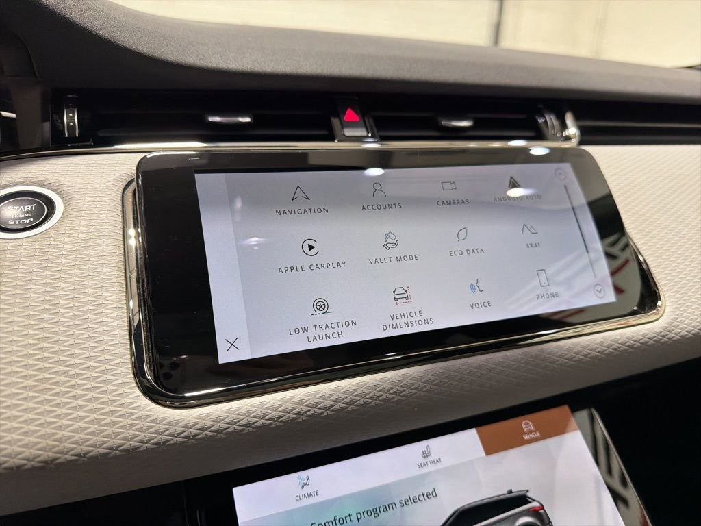 Used 2022 Land Rover Range Rover Evoque R-Dynamic S image 18