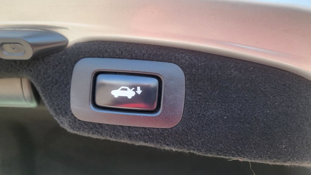 Used 2009 Lexus LS 460 AWD image 13