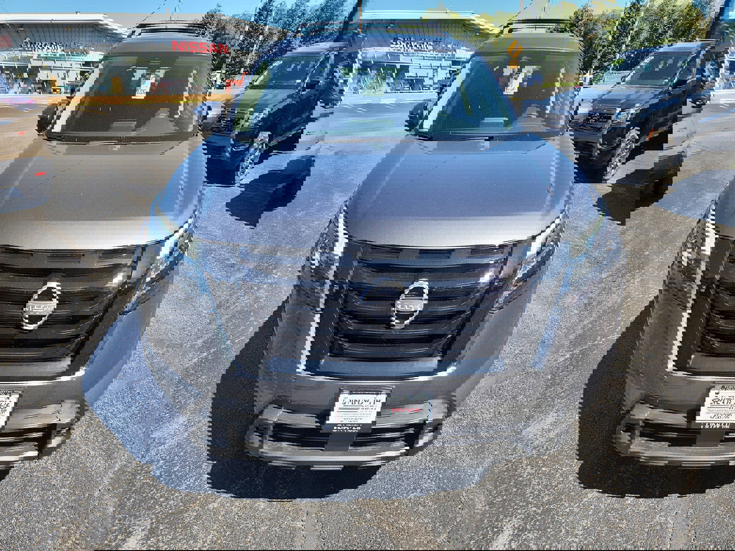 New 2025 Nissan Pathfinder SV w/ Black Appearance Package image 3