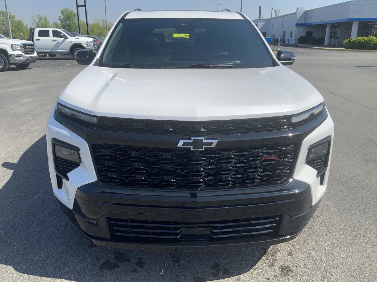 Used 2024 Chevrolet Traverse RS w/ LPO, Floor Liner Package AWD/4WD image 3