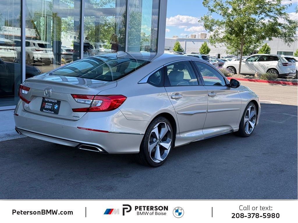 Used 2018 Honda Accord Touring image 5