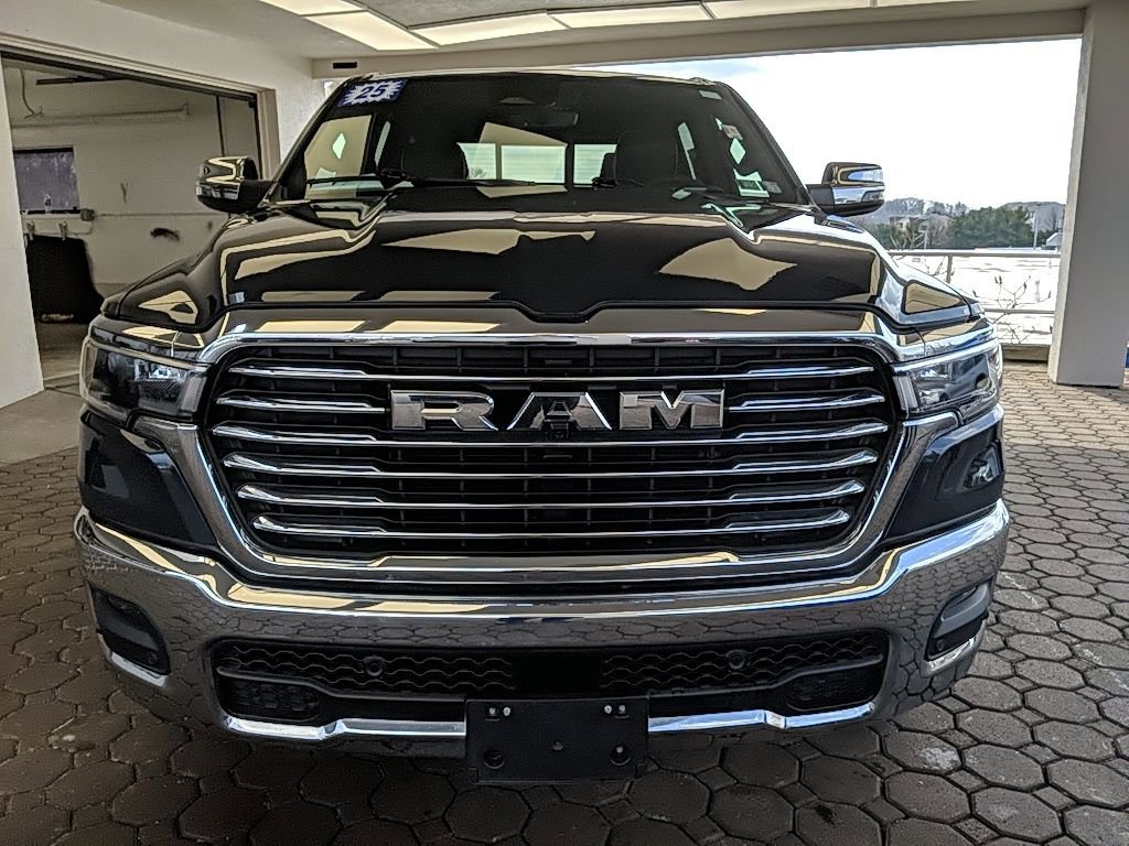 Used 2025 RAM 1500 Laramie image 2