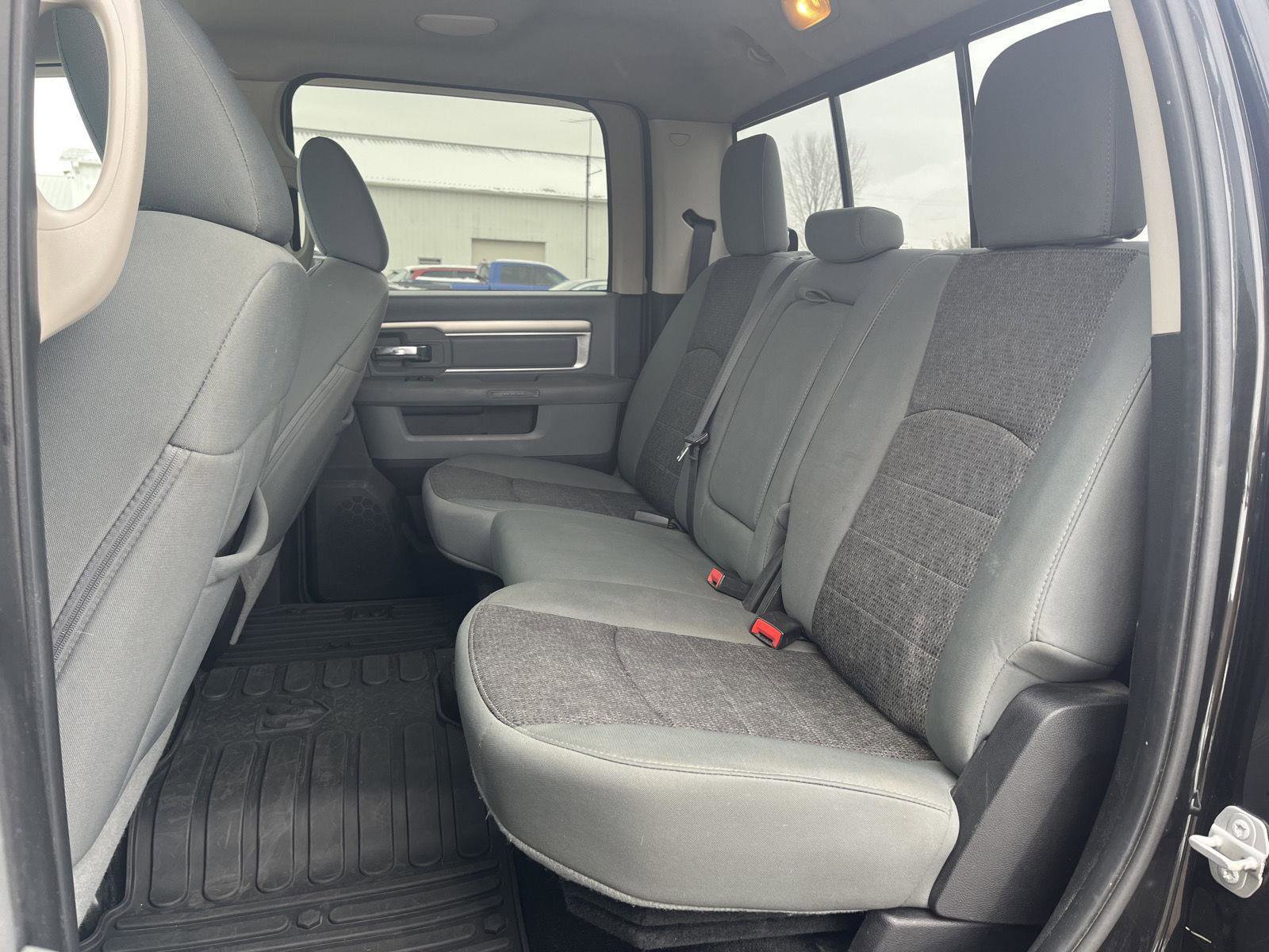 Used 2016 RAM 1500 Big Horn image 26