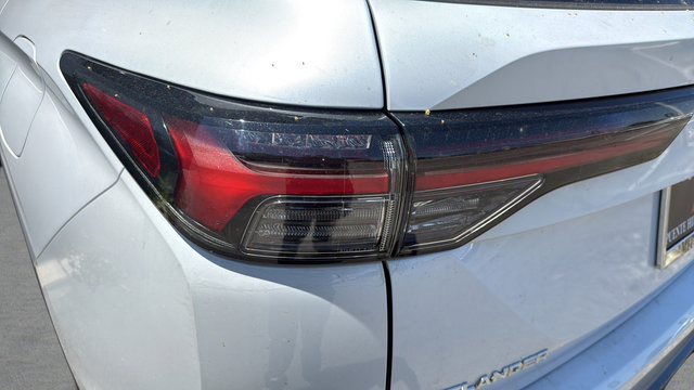New 2026 Mitsubishi Outlander SEL AWD/4WD image 32