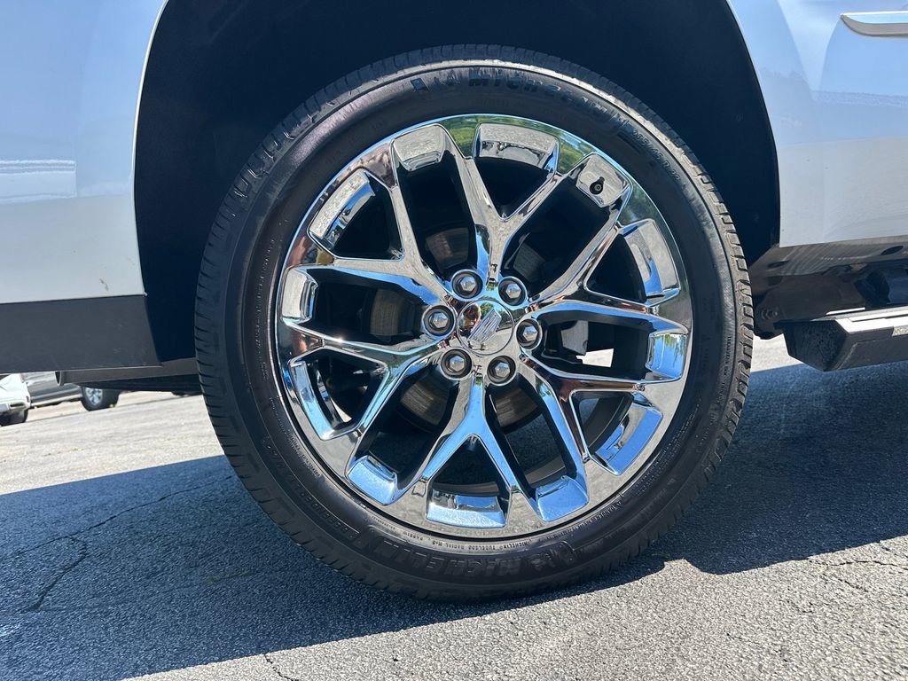 Used 2020 Cadillac Escalade Premium Luxury AWD/4WD image 17