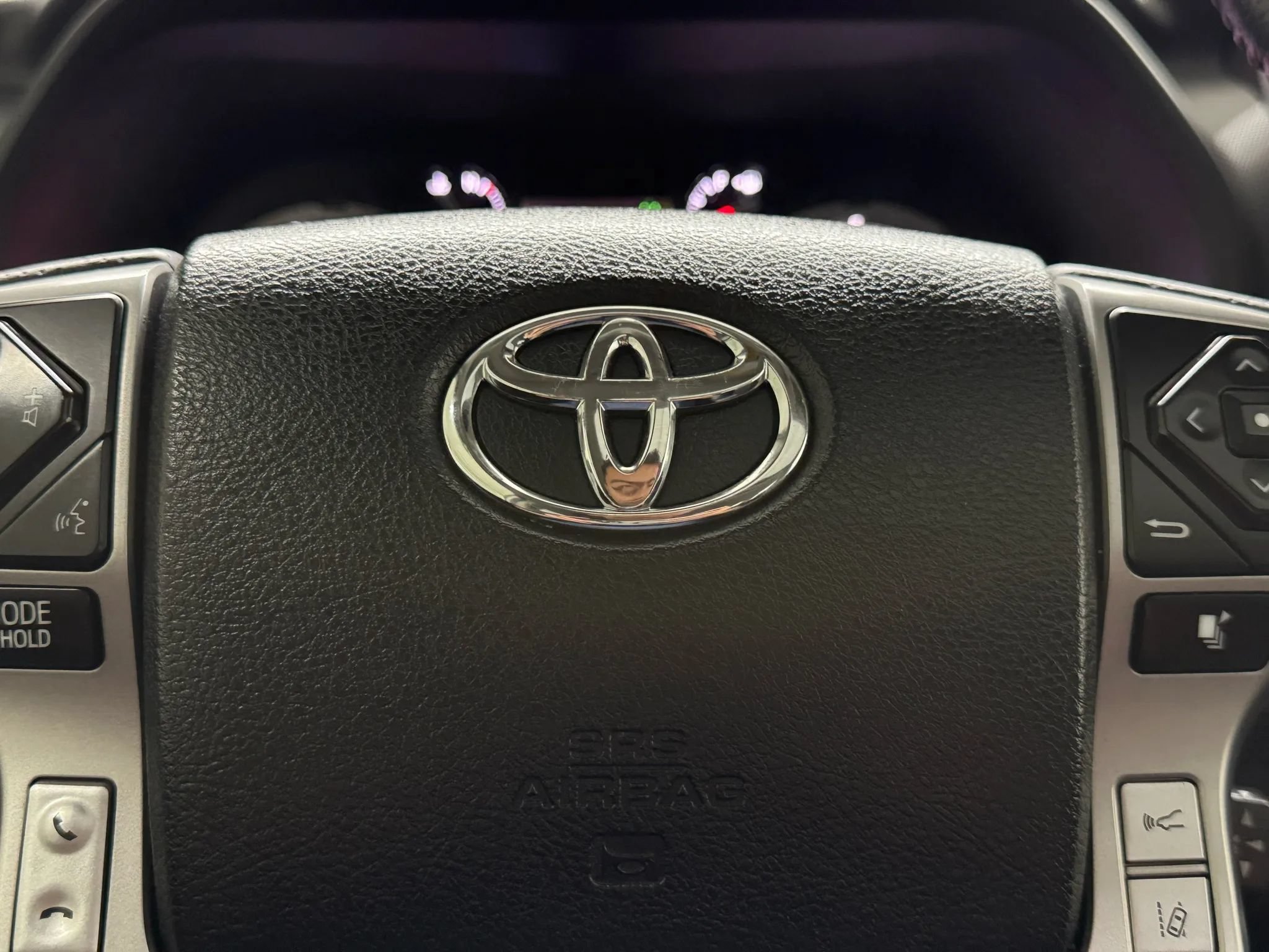 Used 2020 Toyota 4Runner Limited RWD image 76