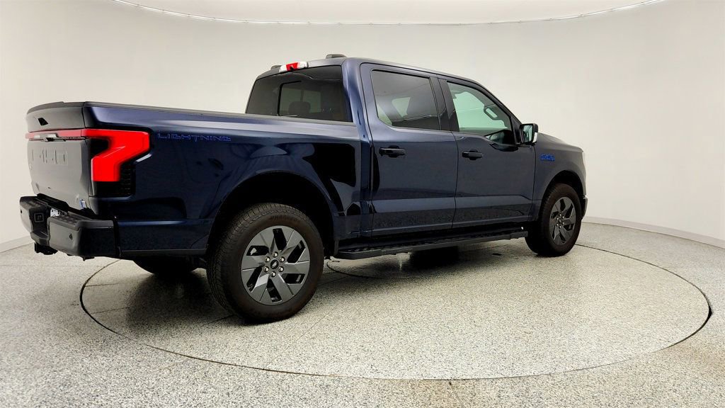 Used 2024 Ford F150 Lightning Lariat AWD/4WD image 5
