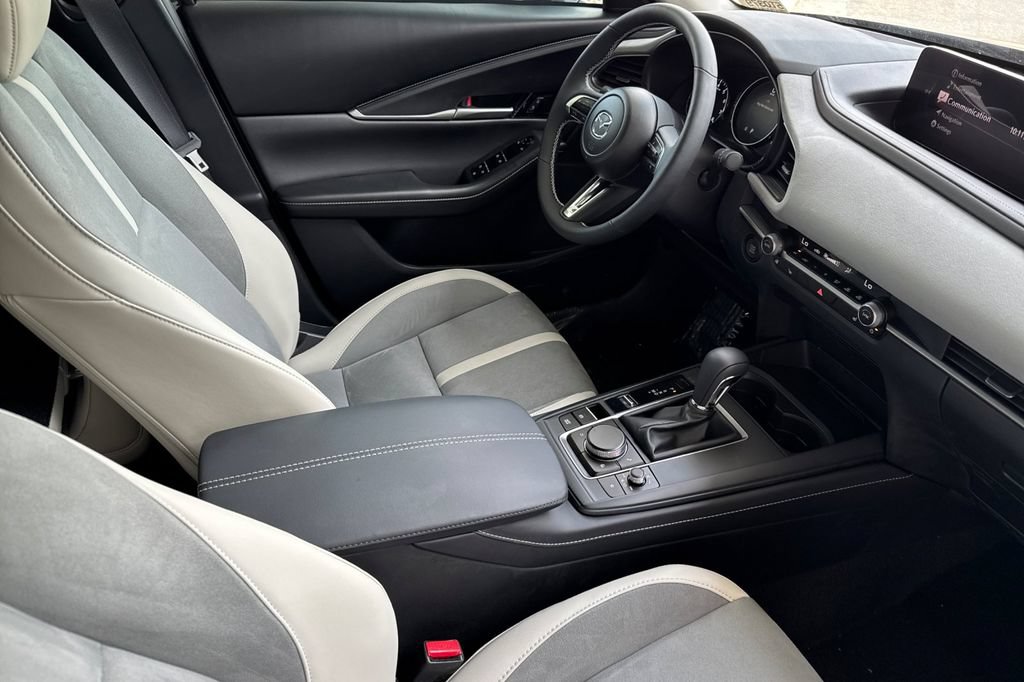 New 2026 MAZDA CX-30 2.5 Turbo Aire Edition AWD/4WD image 16
