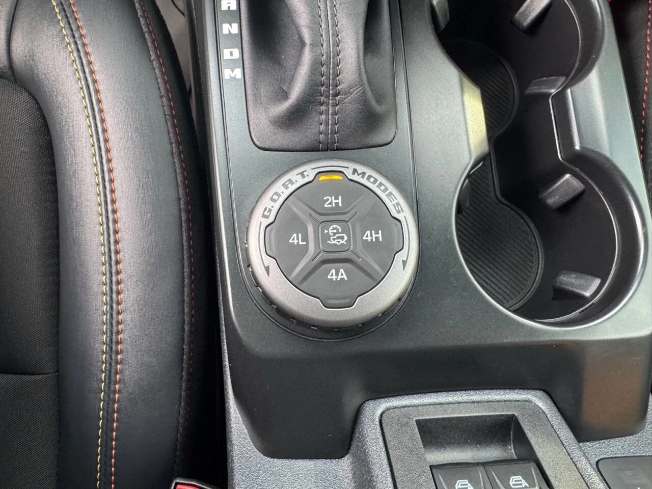 Used 2025 Ford Bronco Big Bend w/ Black Diamond Package image 25