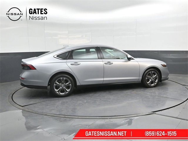 Used 2023 Honda Accord EX image 3