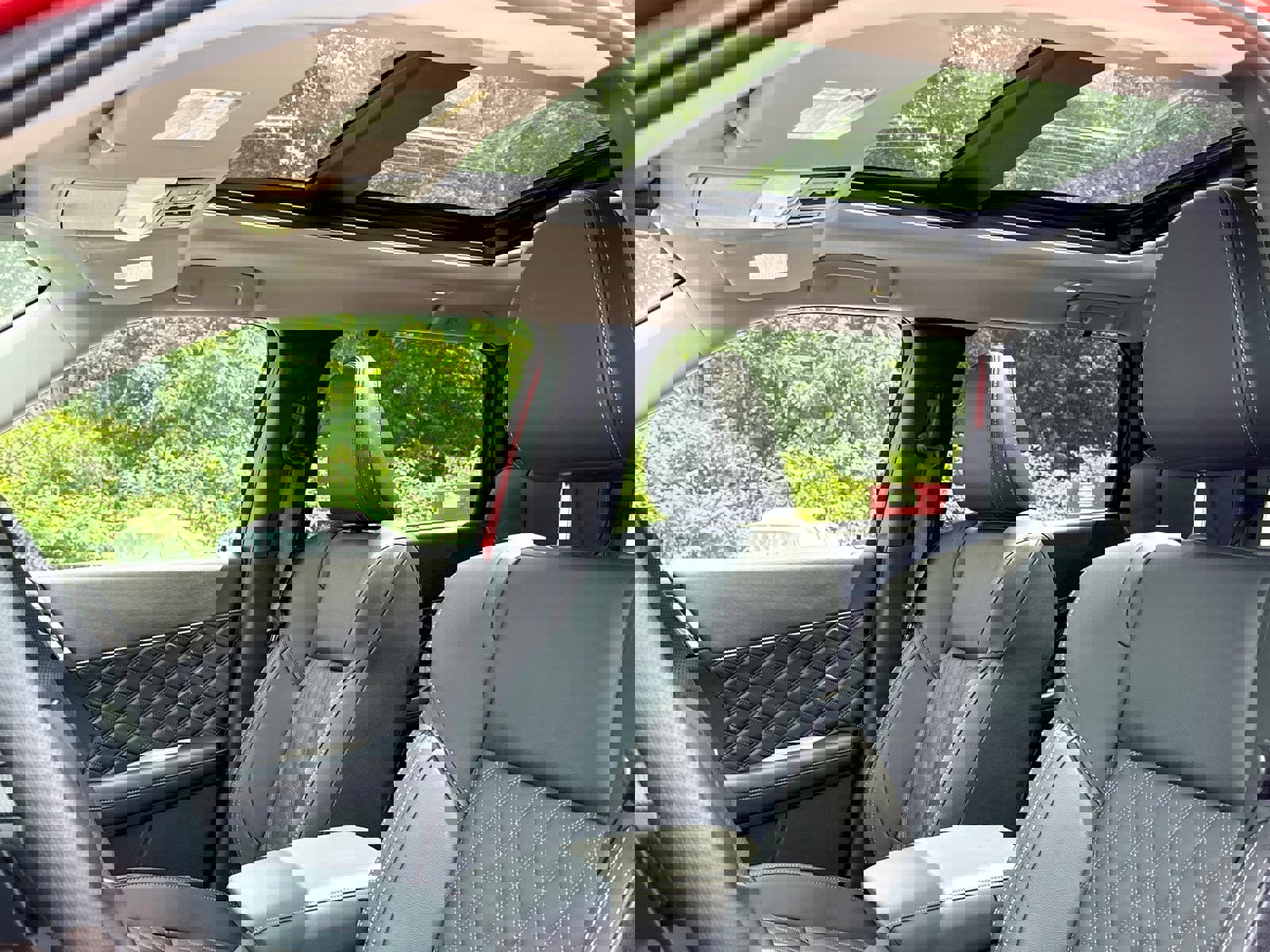 New 2025 Mitsubishi Outlander SEL image 6