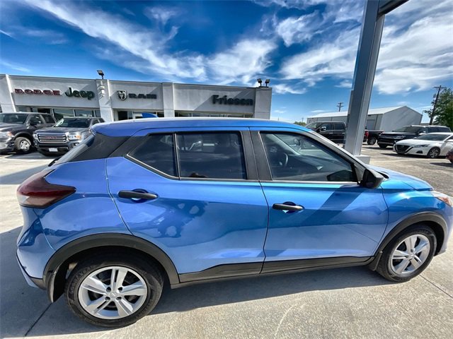 Used 2021 Nissan Kicks S image 17