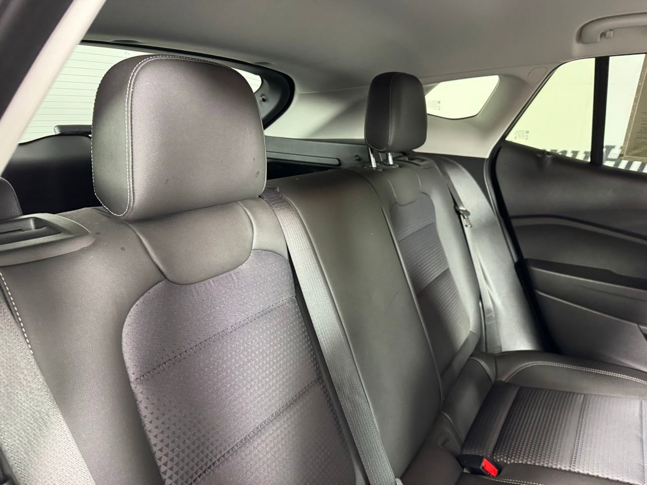 Used 2025 Chevrolet Trax LT image 27