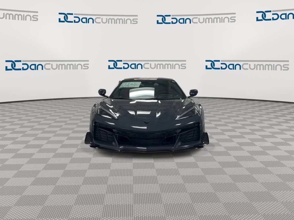 New 2027 Chevrolet Corvette Z06 RWD image 3