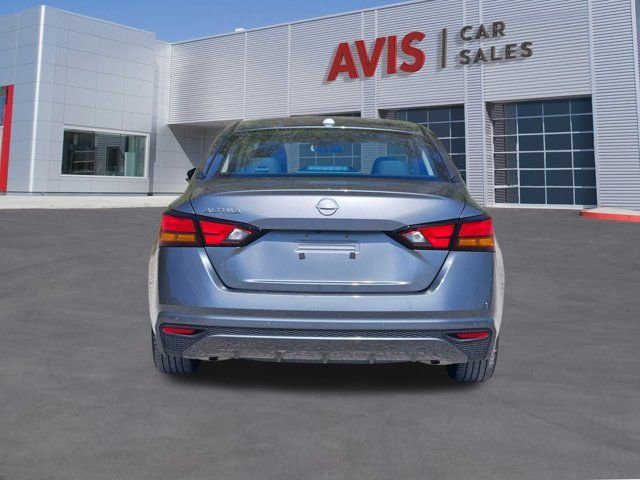 Used 2025 Nissan Altima 2.5 SV image 7