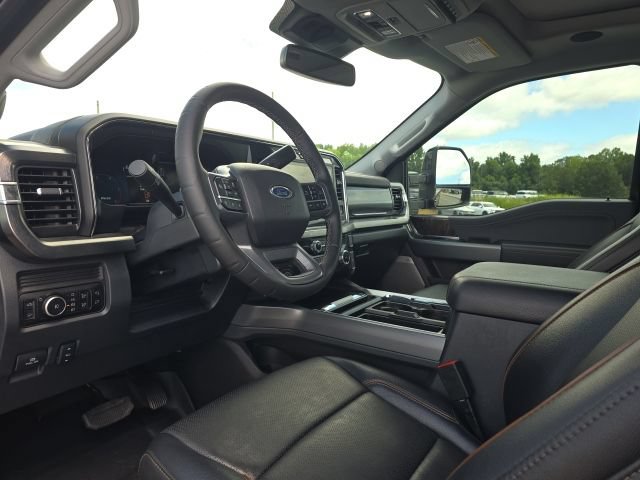 Used 2025 Ford F250 Lariat w/ Lariat Ultimate Package AWD/4WD image 25