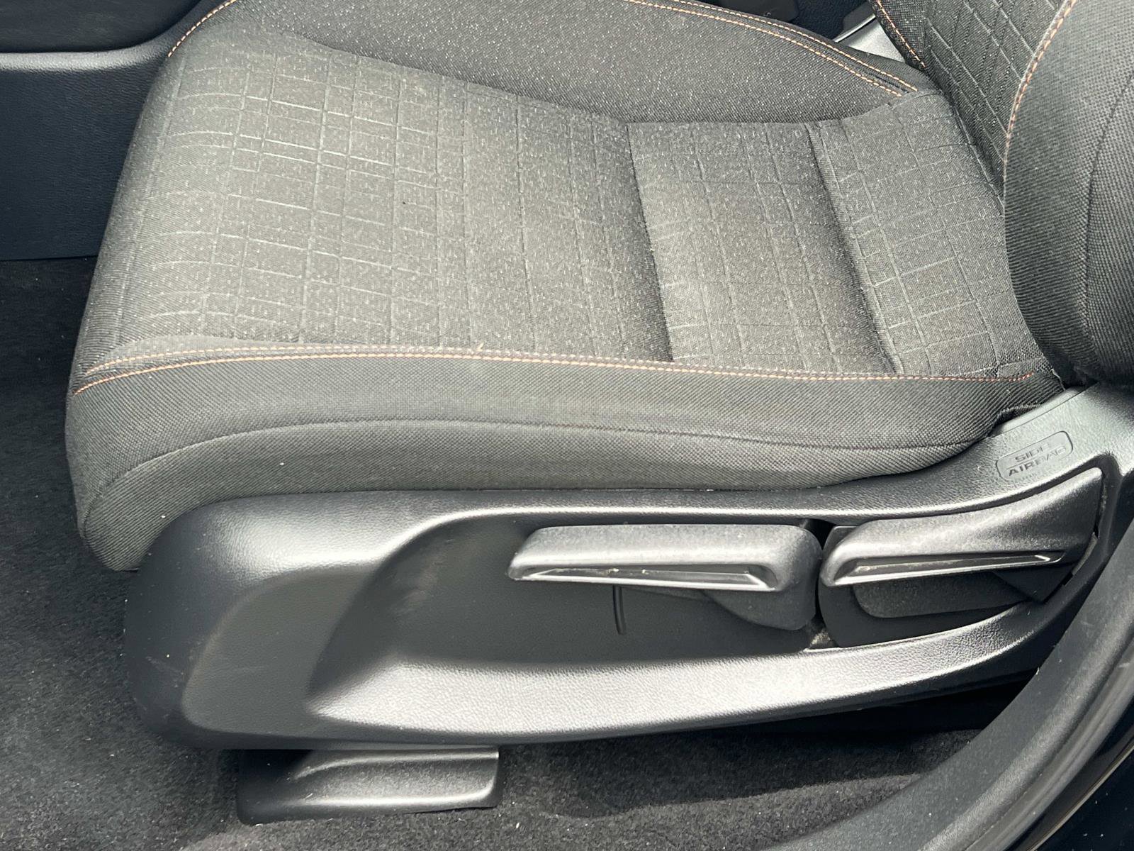 Used 2024 Honda HR-V Sport image 17