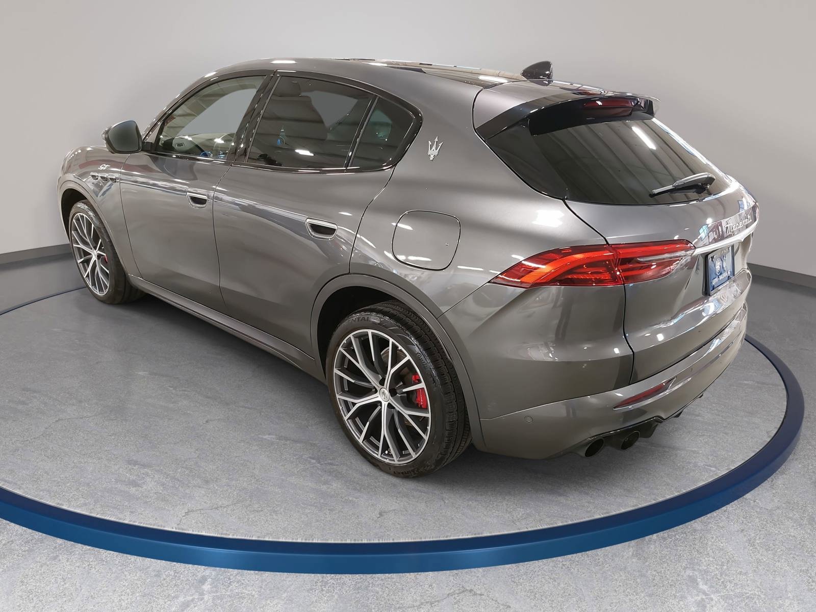 Used 2023 Maserati Grecale GT image 7